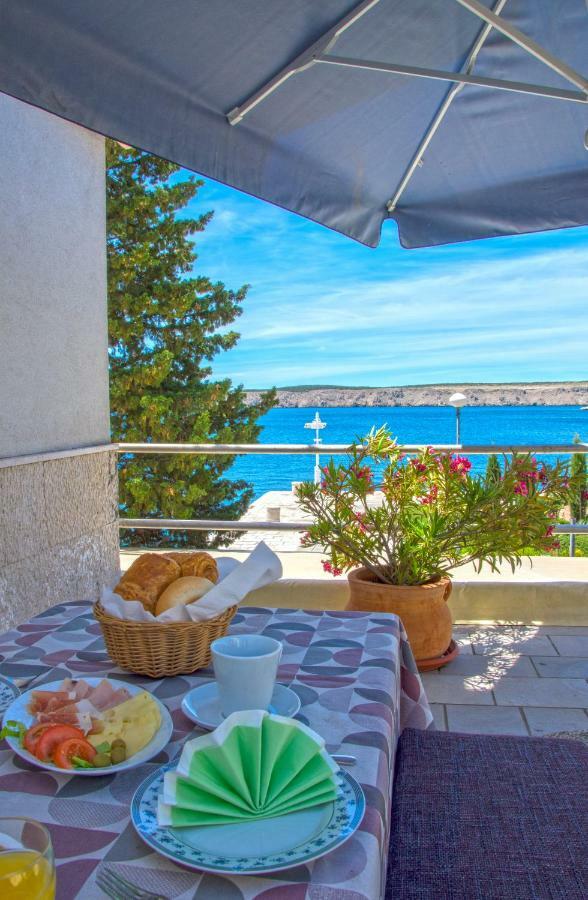 Apartmani Viktorija Jadranovo Extérieur photo